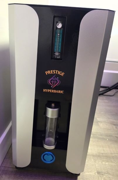 Prestige Hyperbaric all-in-one unit with built-in air compressor and oxygen concentrator