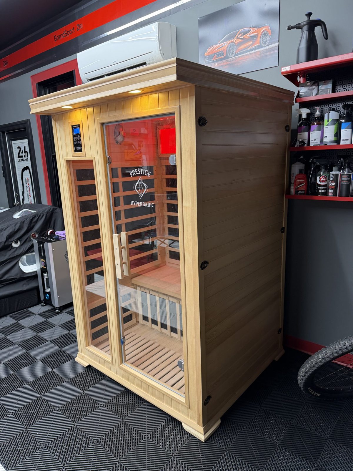 Three-quarter view of the Classic Carbon Duo Canadian Hemlock cabin