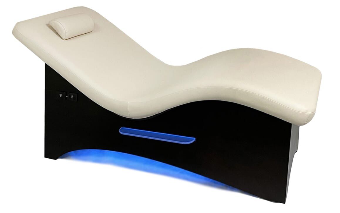 Oakworks Curva Zero-Gravity Lounger view 8